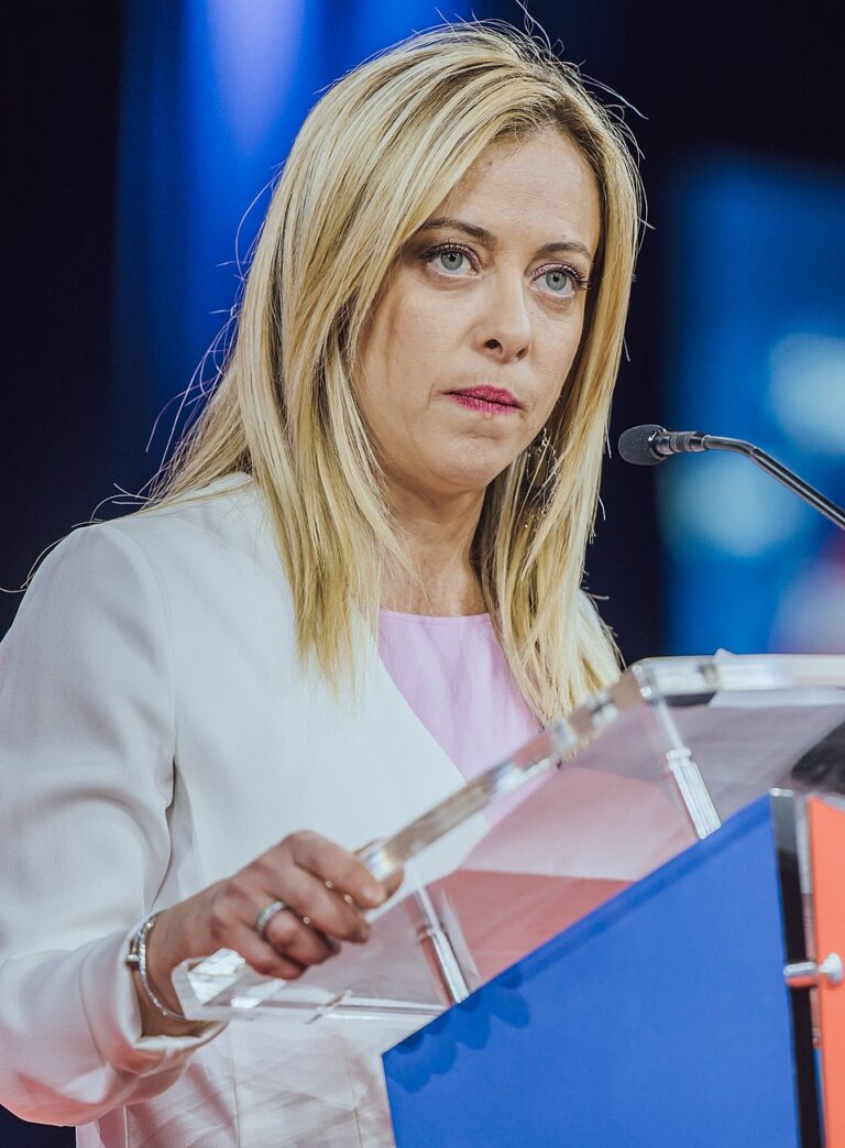 Giorgia_Meloni_2022_cropped